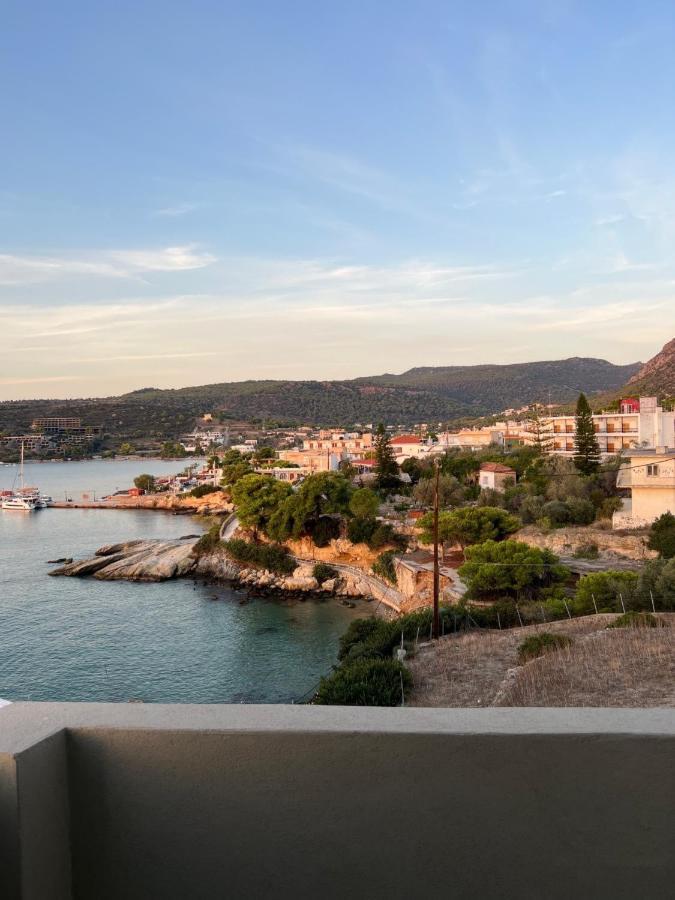 Kores Aegina Agia Marina  Екстериор снимка