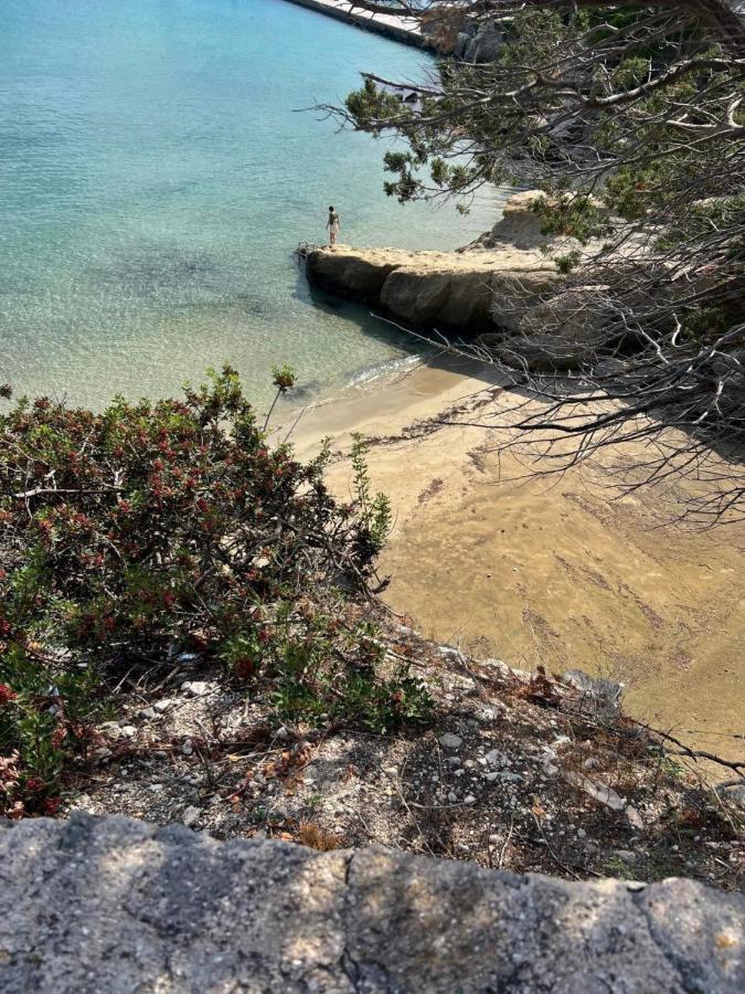 Kores Aegina Agia Marina  Екстериор снимка