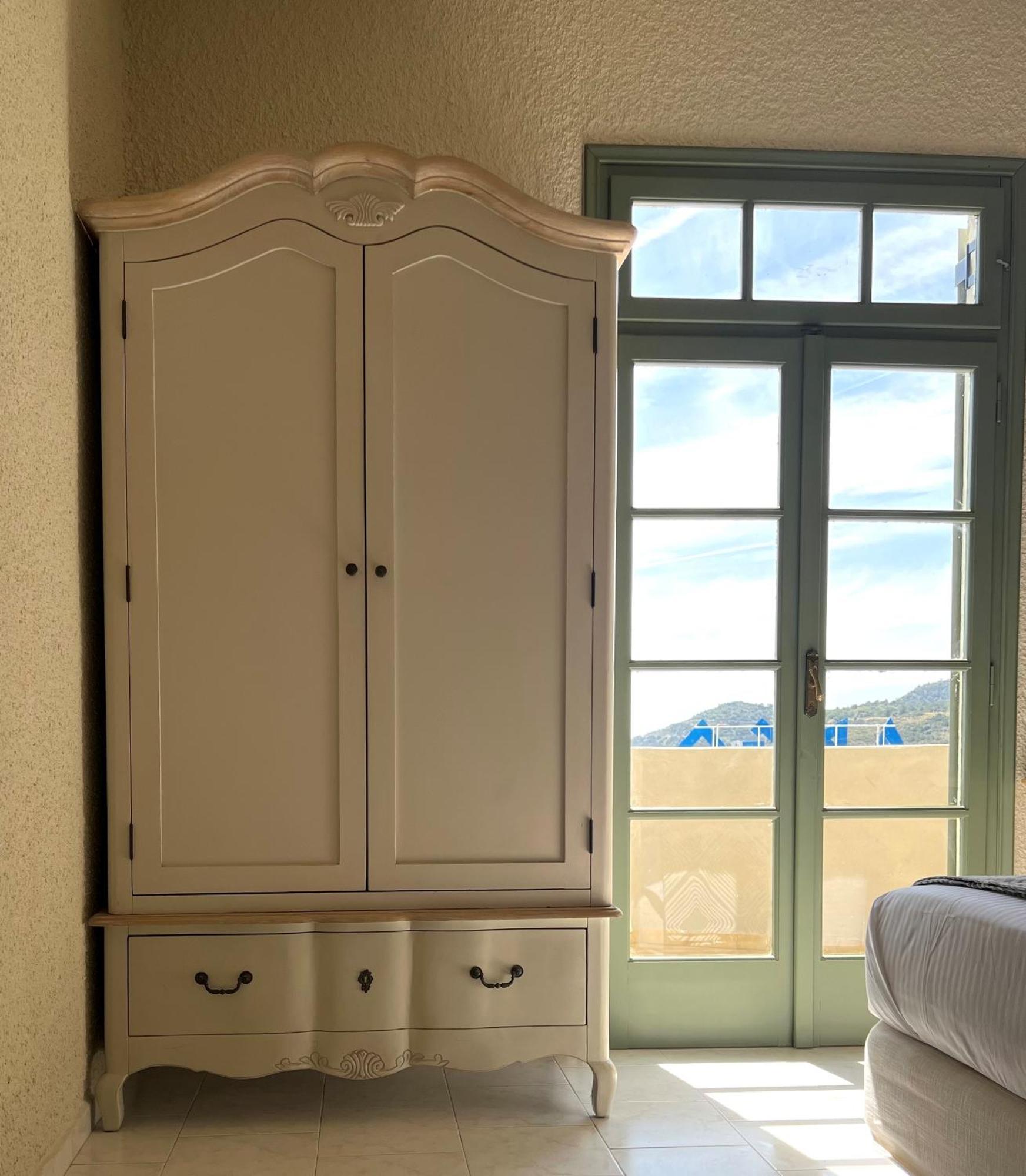 Kores Aegina Agia Marina  Екстериор снимка