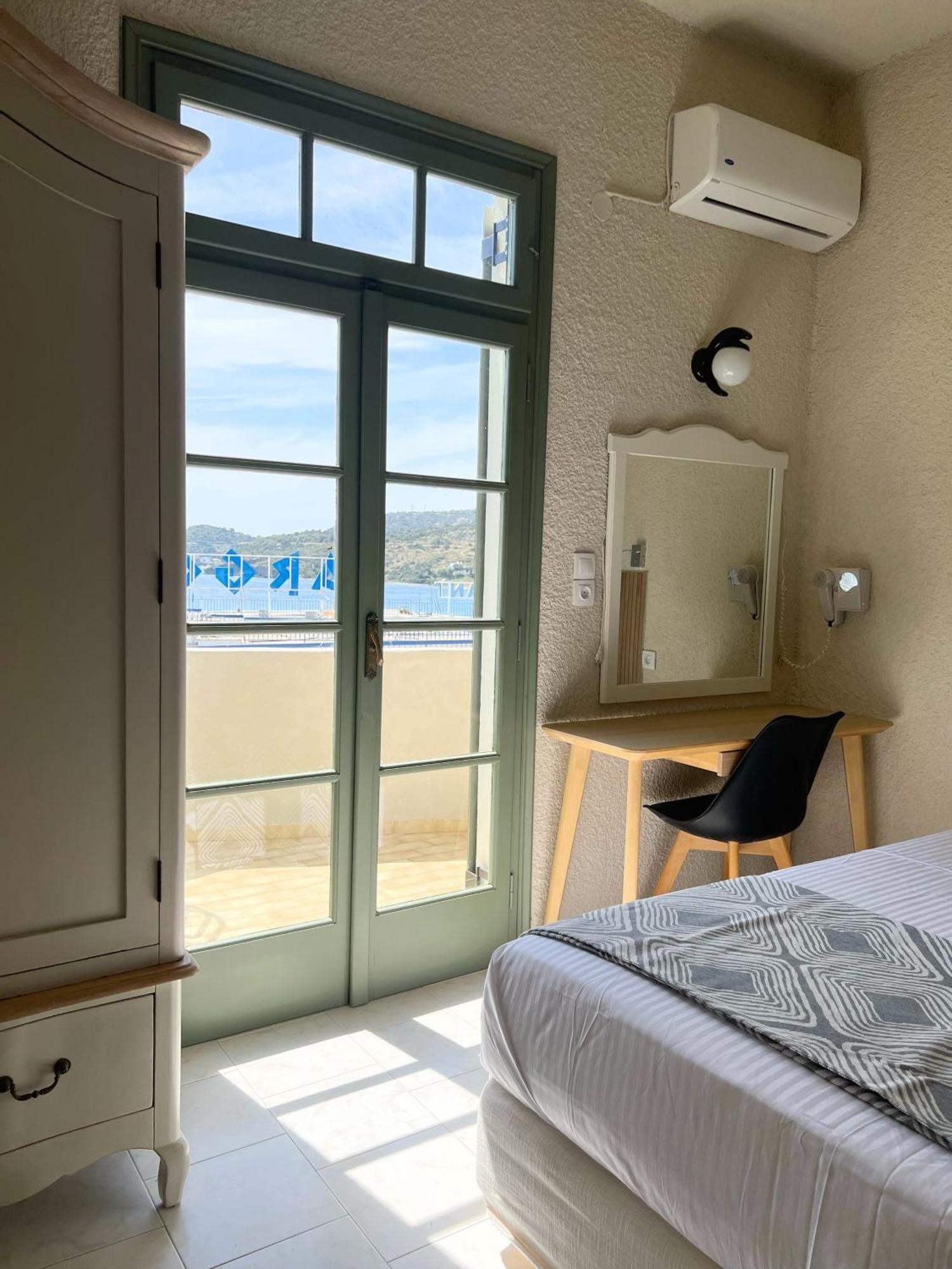 Kores Aegina Agia Marina  Екстериор снимка