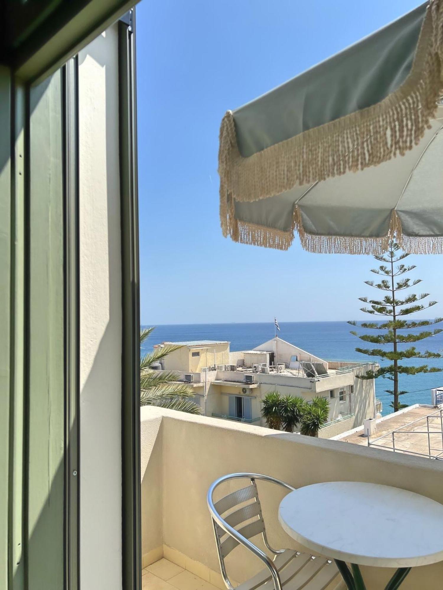 Kores Aegina Agia Marina  Екстериор снимка